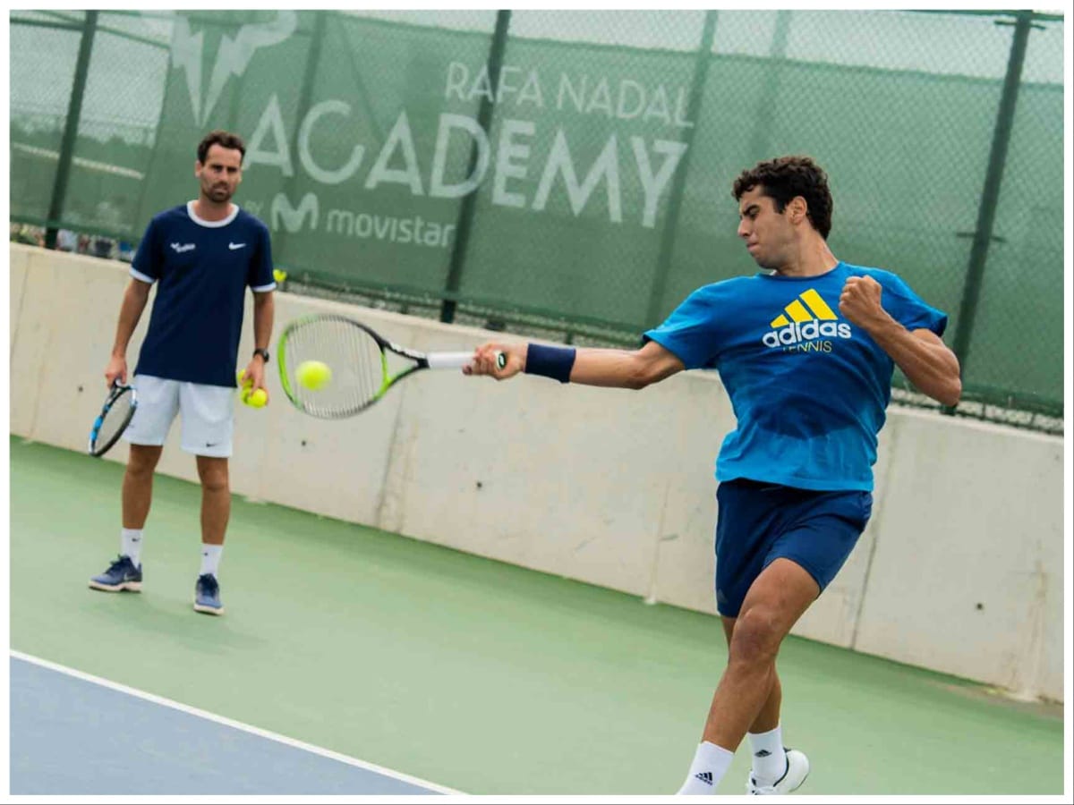 Jaume Munar training at Rafa's academy