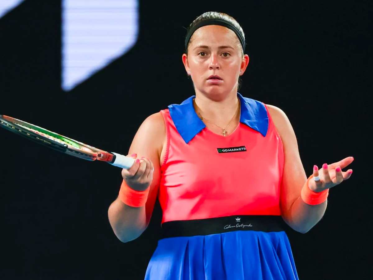 Jelena Ostapenko becomes the latest player to complain of weed smell coming from Court 17 at the US Open following her third round win