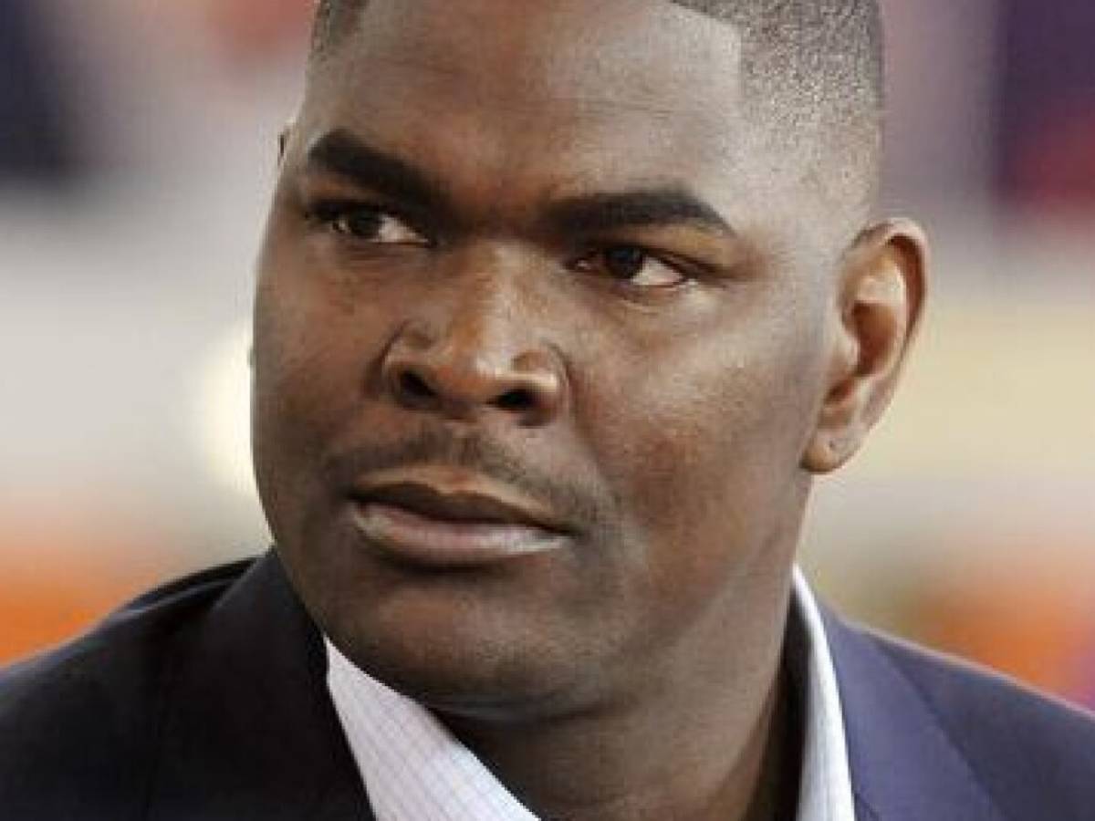 “This Ni**a doesn’t watch football!” – Keyshawn Johnson gets CLOWNED for saying Bengals QB Joe Burrow hasn’t won his division yet on live TV
