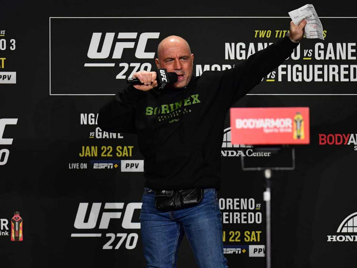 “He’s like who the f**k are you?” Joe Rogan revisits hilarious first-time interviewing UFC fighter inside the octagon