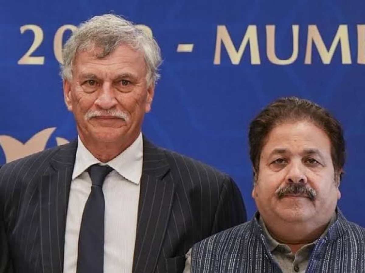 WATCH: Roger Binny, Rajeev Shukla cross Attari-Wagah Border in HISTORIC visit to Pakistan for 2023 Asia Cup