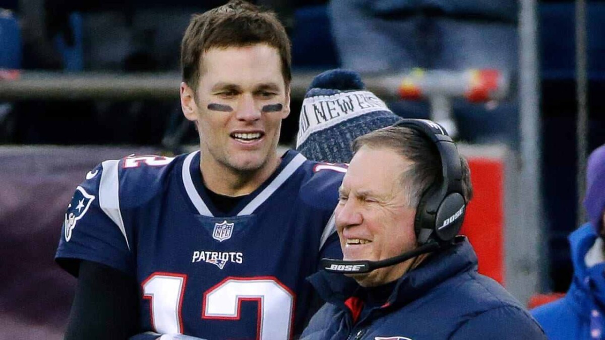 Tom Brady (L) and Bill Belichick (R)