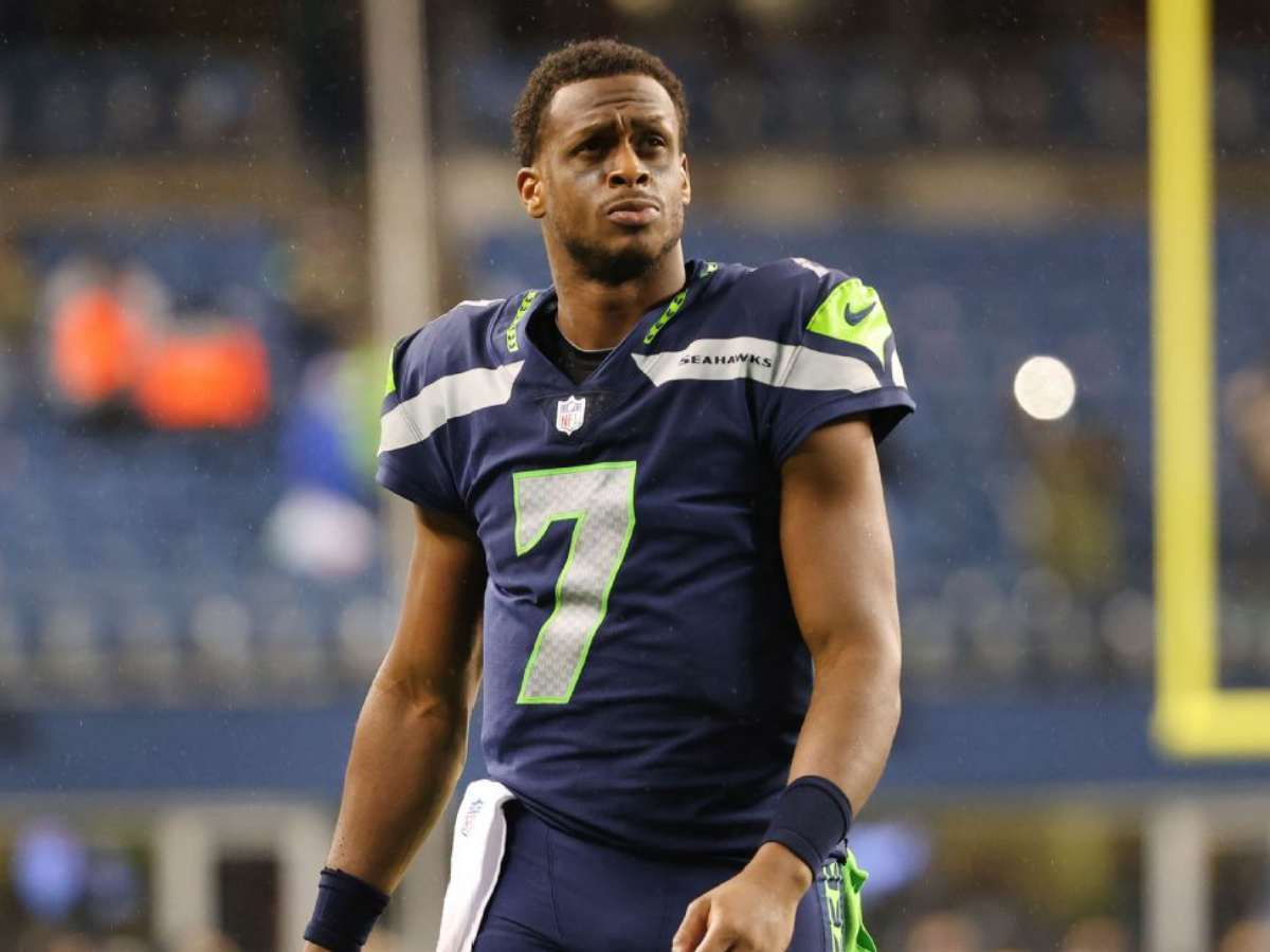 Geno Smith hears chants, relishes Seahawks opening victory