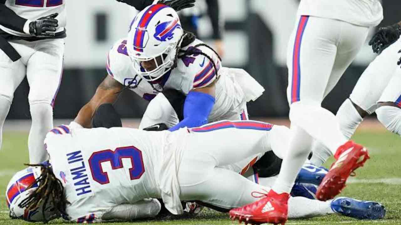 NFL wanted Bills-Bengals to resume after Damar Hamlin’s on-field cardiac arrest, journalist forced not to report