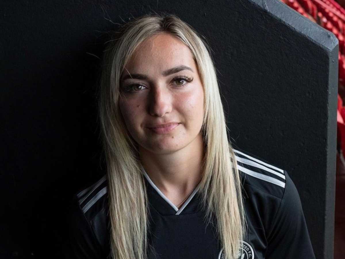 Maddy Cusack in Sheffield United's away kit.