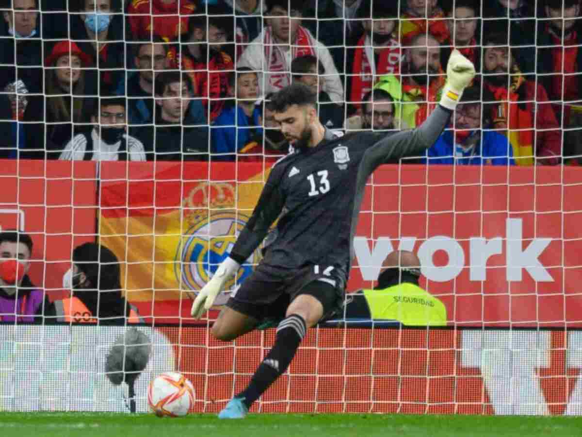 David Raya in action for Arsenal.