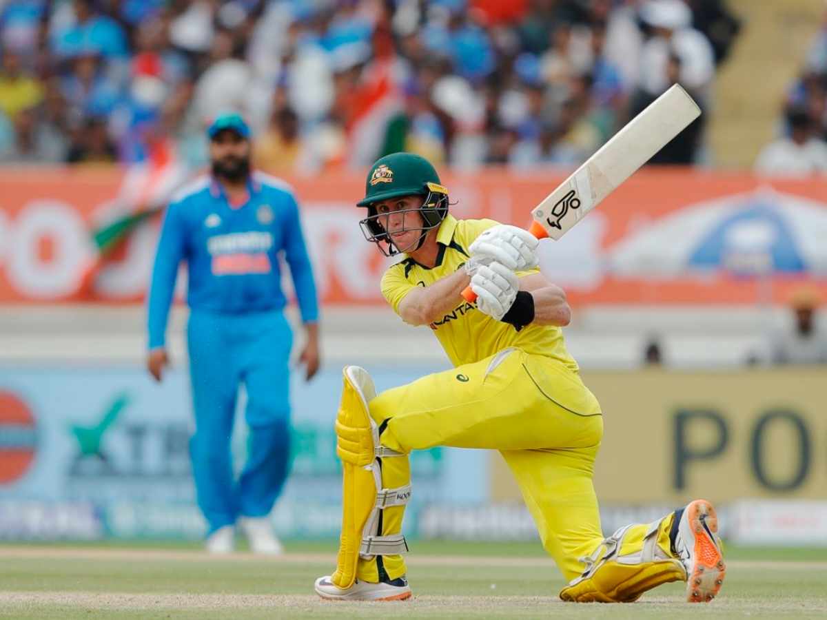 “Real Australia Comes out in a flat track”- Netizens in split after watching Australia score runs easily on FLAT Rajkot track