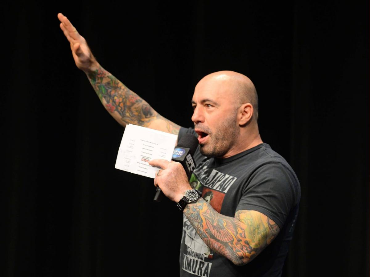 “Threw me to the ground and got me in a headlock,” Joe Rogan reveals real life ‘as*-kicking’ that sparked interest for wrestling