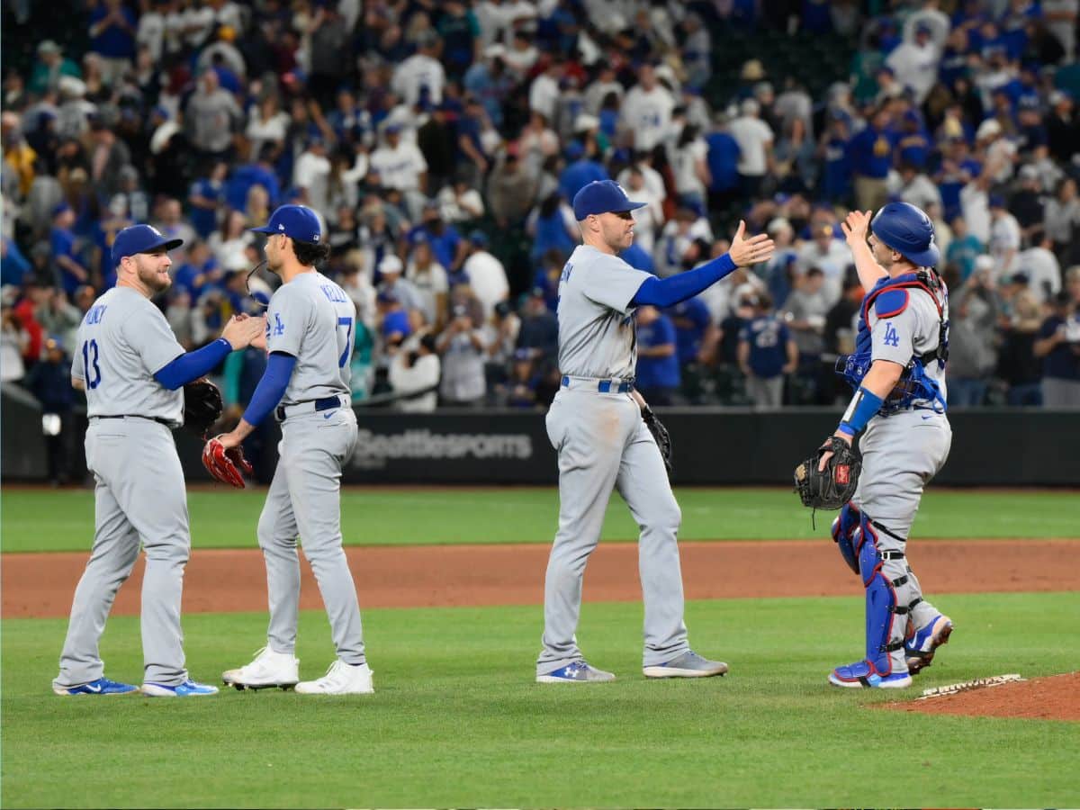 “The best of the West” – Los Angeles Dodgers ROAR back with tenacity by clinching their remarkable 10th NL West title, sending fans into ecstasy, MLB Twitter reacts