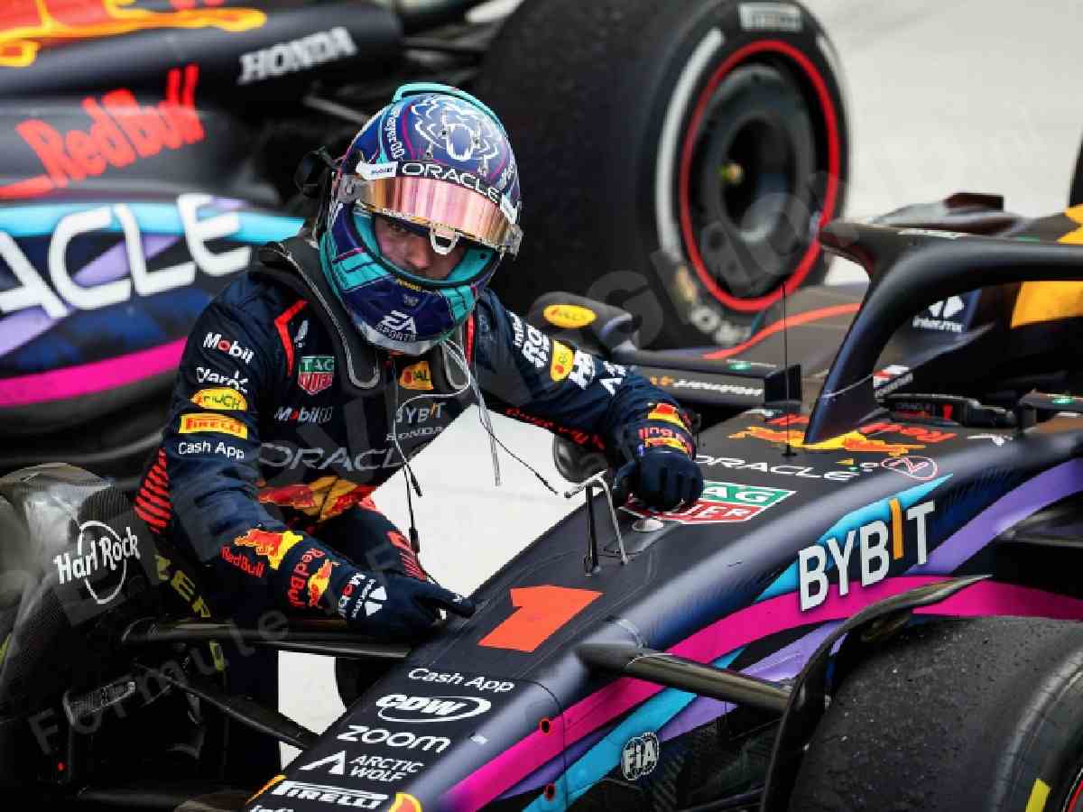 Max Verstappen pointing to the number 1 on his car after winning the Miami GP (image via Petervanegmond.nl)