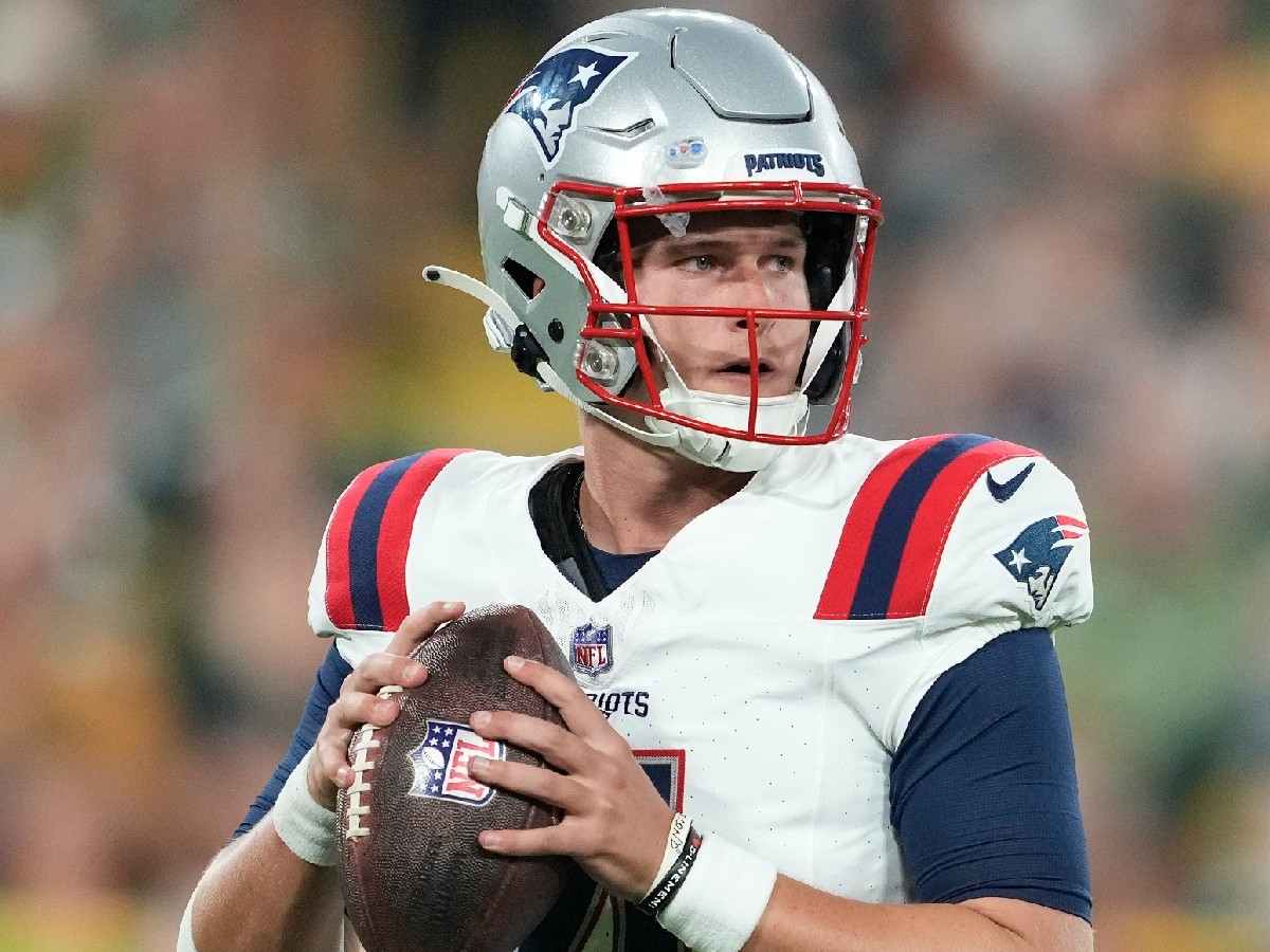 QB Bailey Zappe reportedly BLINDSIDED by Patriots HC Bill Belichick's decision to cut him
