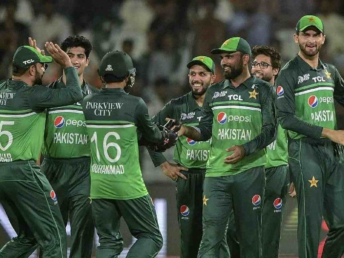 "No player walked toward Babar," ex-Pakistan observes Pakistan team is scattered with lack of UNITY