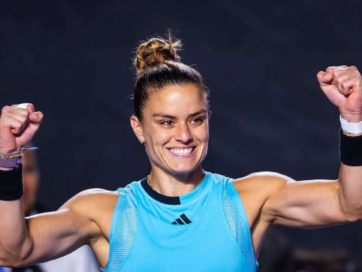 Maria Sakkari dedicates her maiden WTA-1000 title to her late grandfather in an emotional tribute after winning in Guadalajara