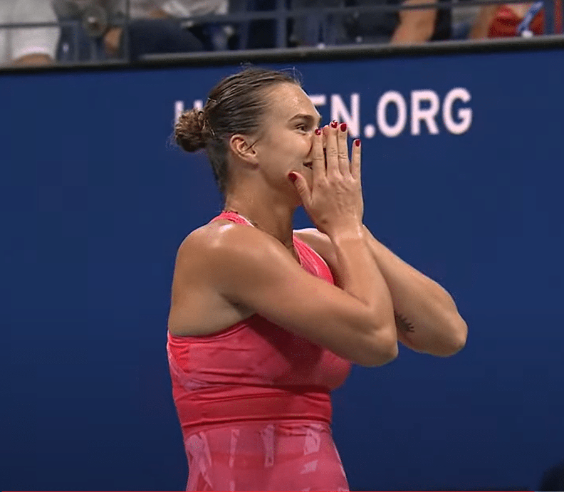 WATCH: “They’re fired!” – Aryna Sabalenka shares a light moment with her team after ‘intense’ mid-match altercations during US Open semifinal