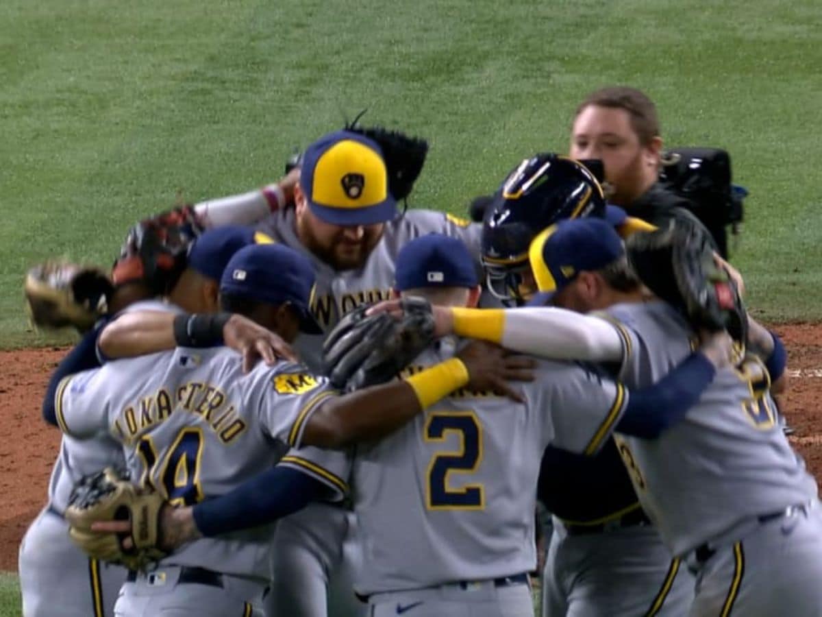 WATCH: Milwaukee Brewers CLINCH postseason berth following 16-1 hammering of Miami Marlins