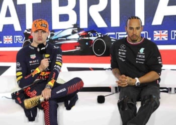 Max Verstappen and Lewis Hamilton (Via IMAGO)