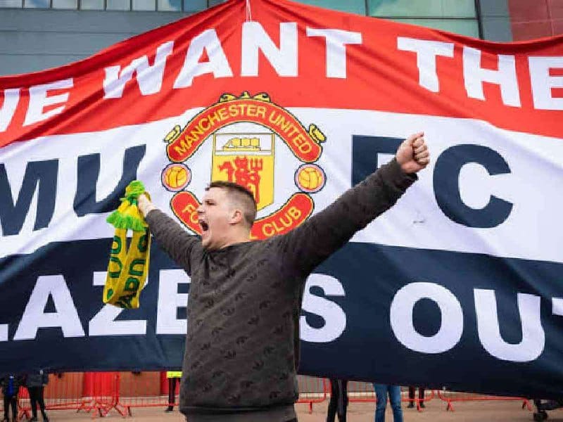 "Glazers Out" Protest