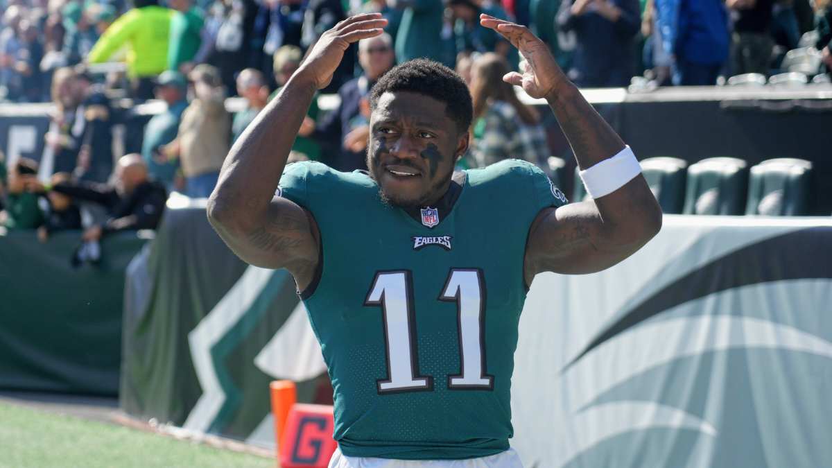 AJ Brown admits wanting to retire with Eagles after signing mammoth $96 million contract extension: “My career took off when I got here”