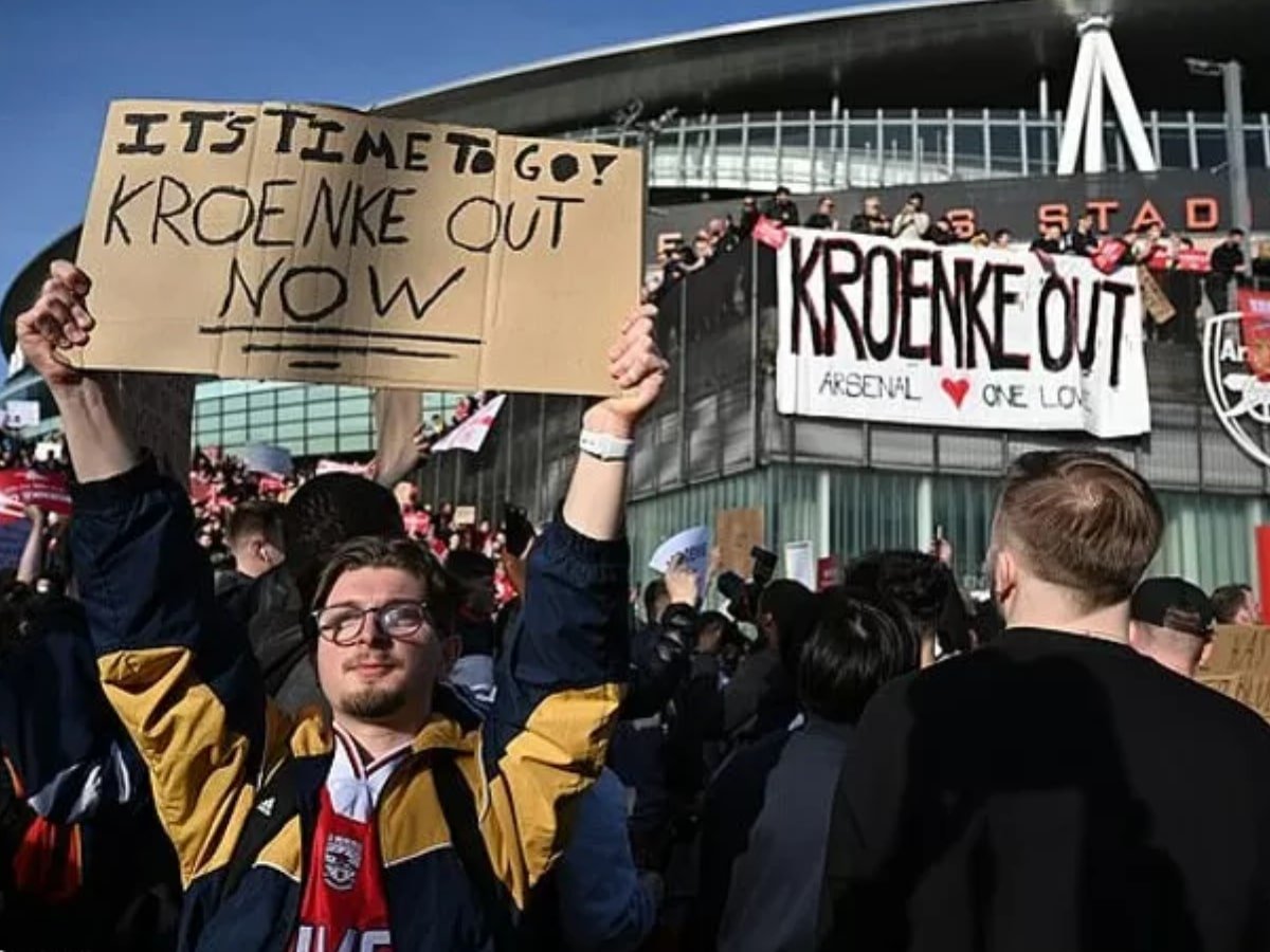 Arsenal fans protesting outside the Emirates against Stan Kroenke two years ago