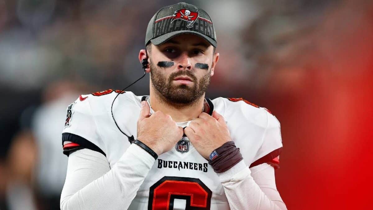 WATCH: Baker Mayfield ‘almost’ throws a perfect Hail Mary for Bucs’ last-second win only to be robbed by the referees

Chris Godwin