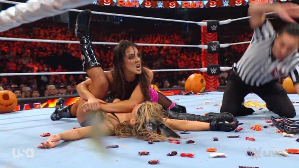 Chelsea Green defeats Natalya