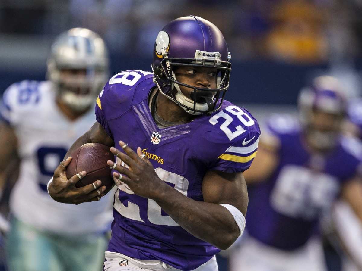 2012 NFL MVP cautions against his kids playing the running back position due to low pay and high risks factors
Adrian Peterson