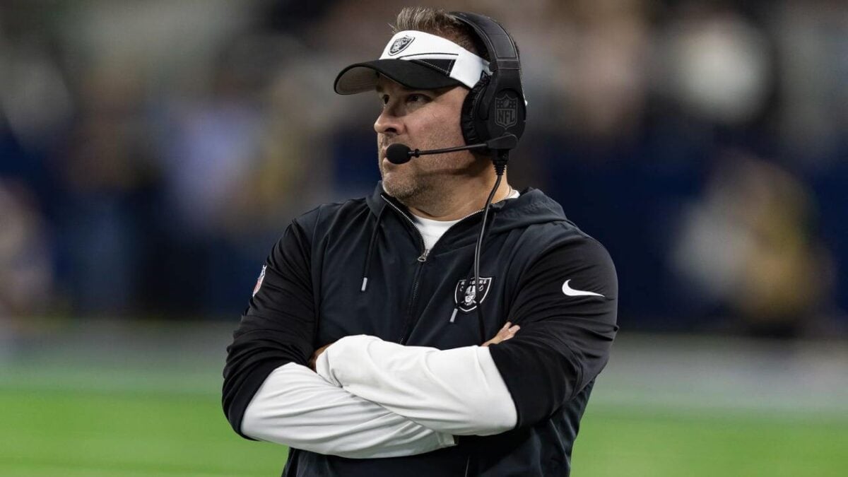 Raiders CB Marcus Peters likes a social media post about firing HC Josh McDaniels following Vegas’ 3 consecutive losses
