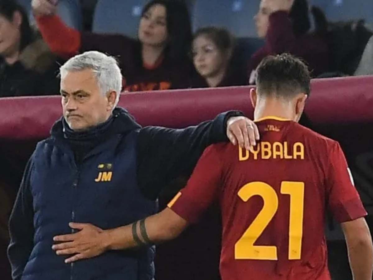 Roma's Jose Mourinho and Paulo Dybala