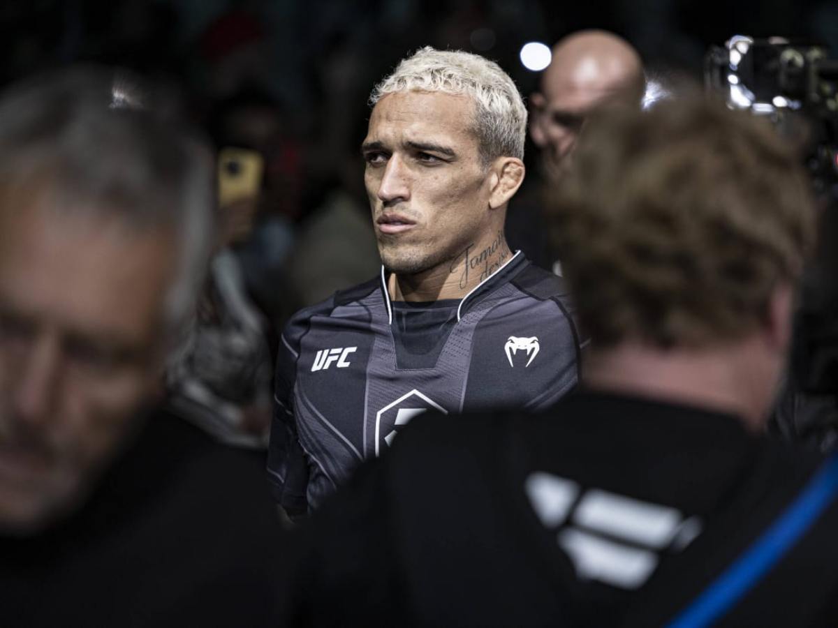 Why is Charles Oliveira not fighting at UFC 294? Know everything about the fighter’s injury