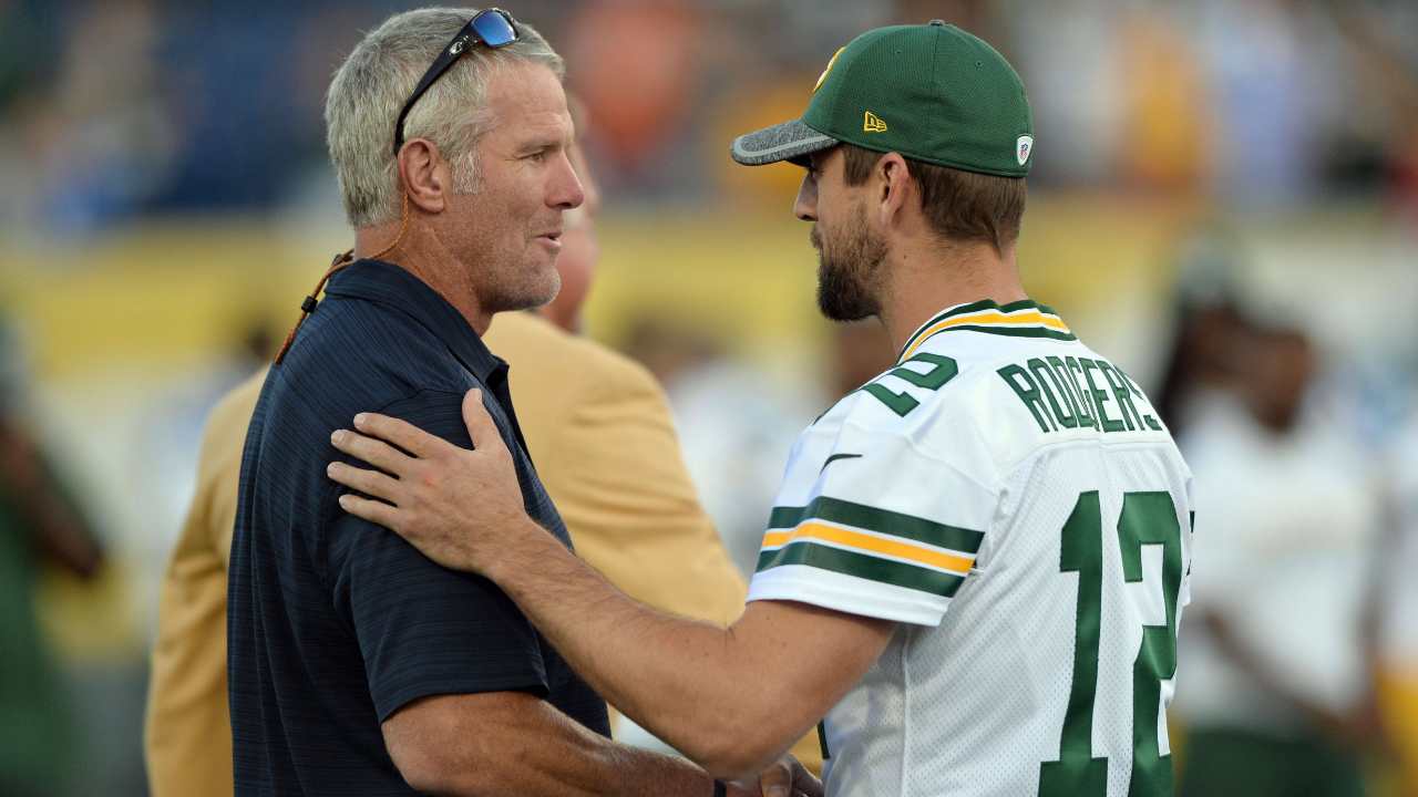 Aaron Rodgers once bizarrely called Brett Favre ‘grandpa’ in an awkward exchange between the two Packers legends