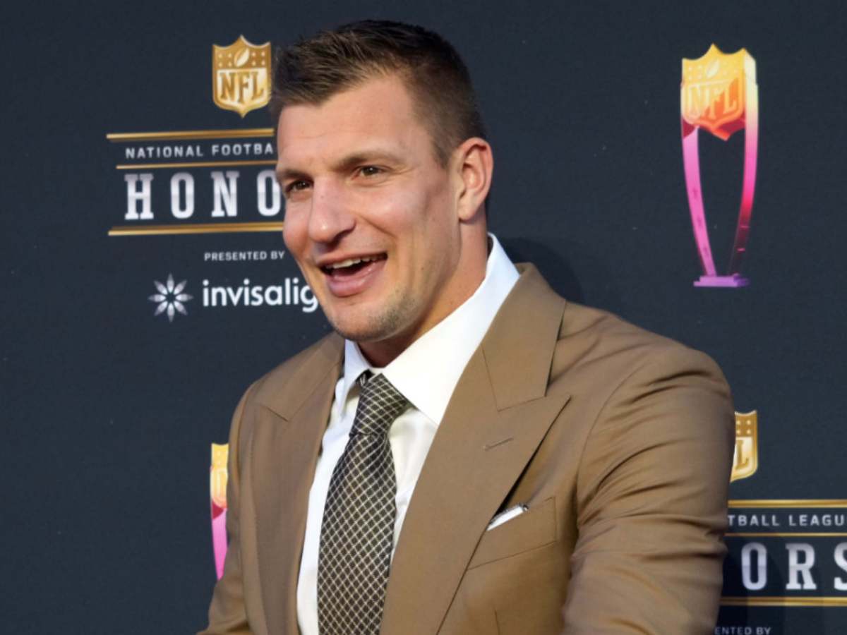 Rob Gronkowski believes he'd be a 'great fit' in the current Dolphins ...