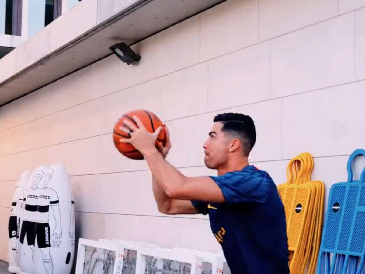 WATCH: Cristiano Ronaldo brings out his inner ‘Stephen Curry’ by throwing hoops at Portugal’s training camp