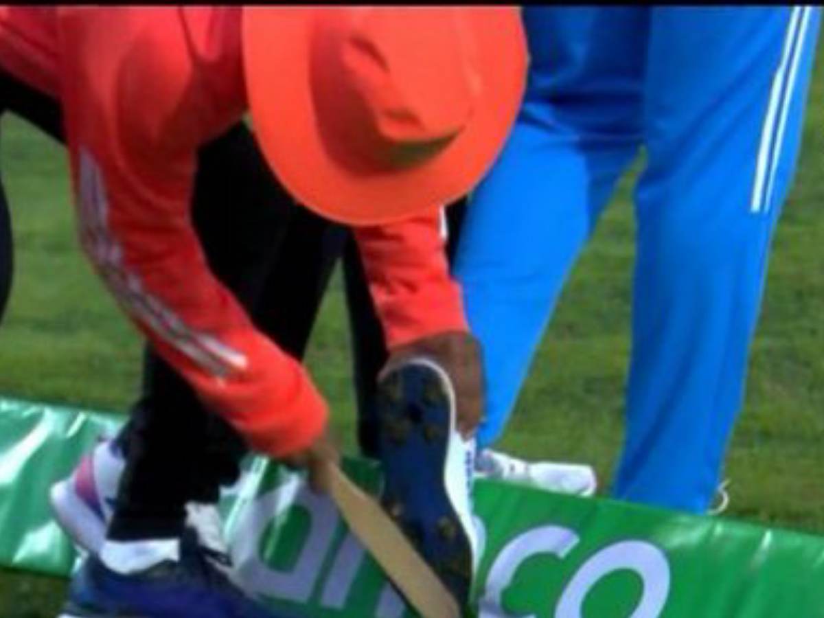 WATCH: Rohit Sharma suffers injury scare against New Zealand on poor outfield in Dharamshala, leaves the field immediately