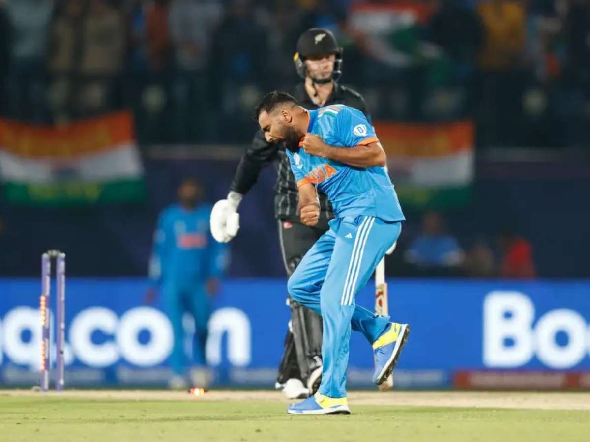 Netizens go berserk as Mohammed Shami breaks New Zealand's back to bag his 5th World Cup FIFER