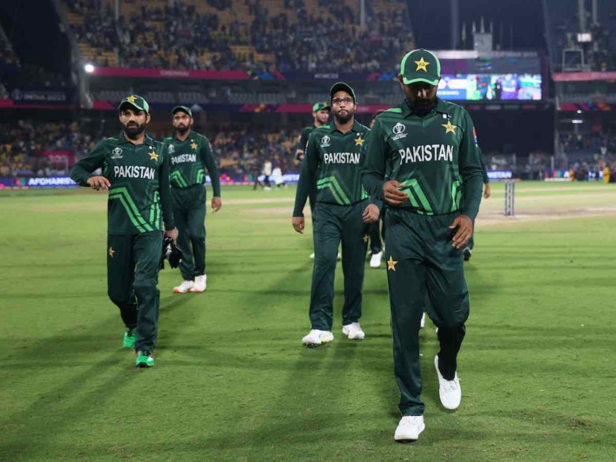 WATCH: Waqar Younis CRIES in commentary box? Video of his sad face after Afghanistan's thumping win over Pakistan goes viral