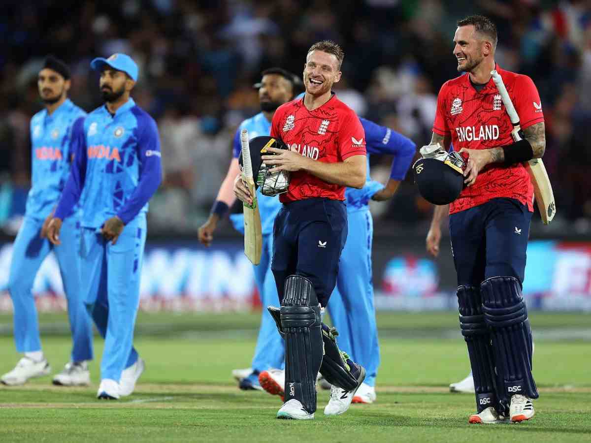 “England are wounded lions,” Wasim Akram warns FAVORITES India ahead of match against Jos Buttler’s men