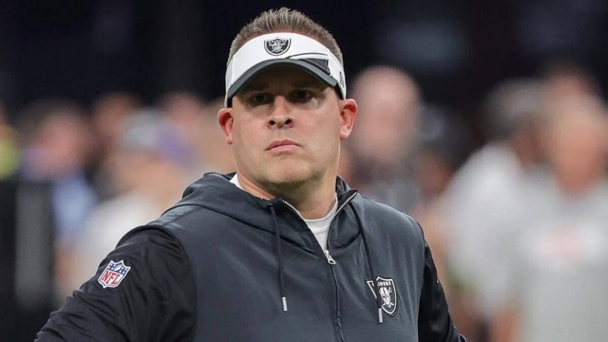 Raiders players run riot against HC Josh McDaniels as things heat up after their loss to the struggling Bears
