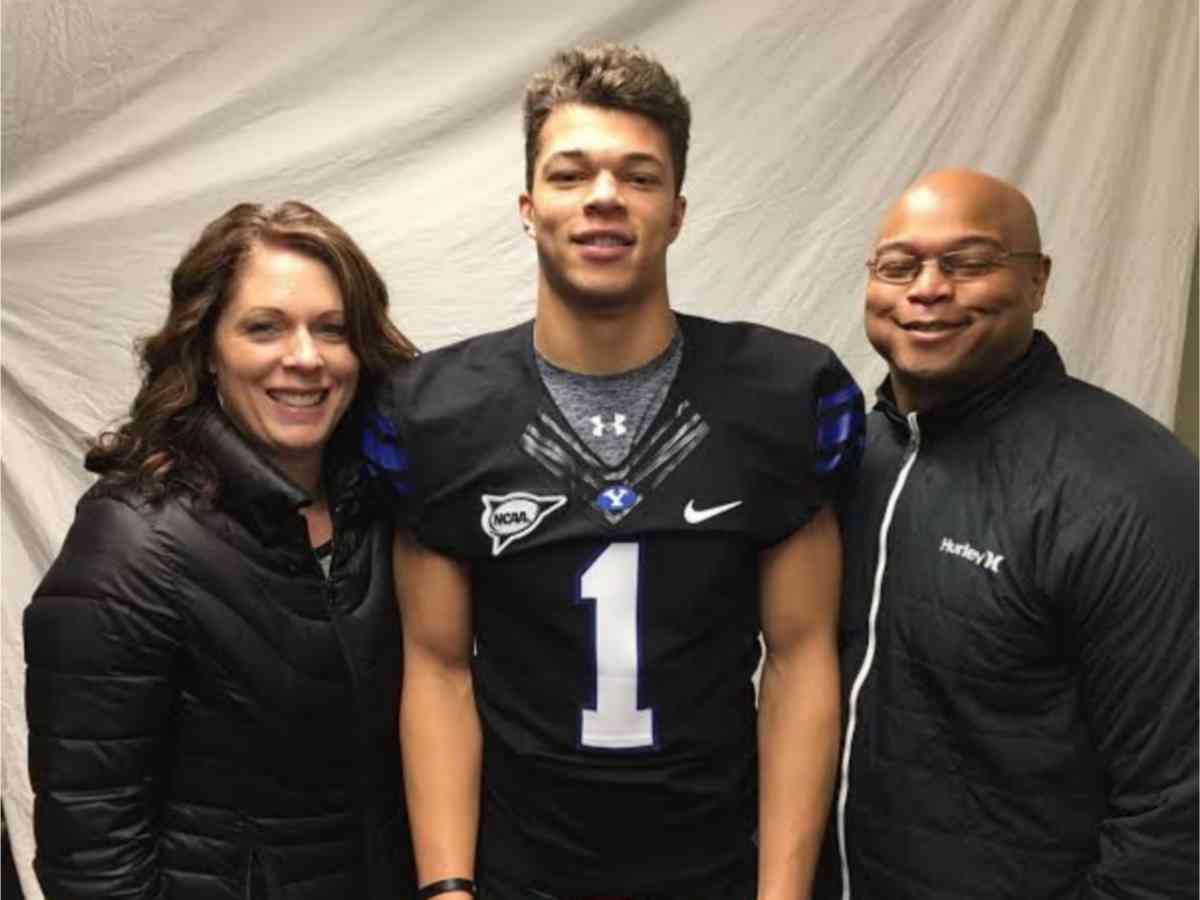 Who are Jaren Hall’s parents Hollie Hall and Kalin Hall?