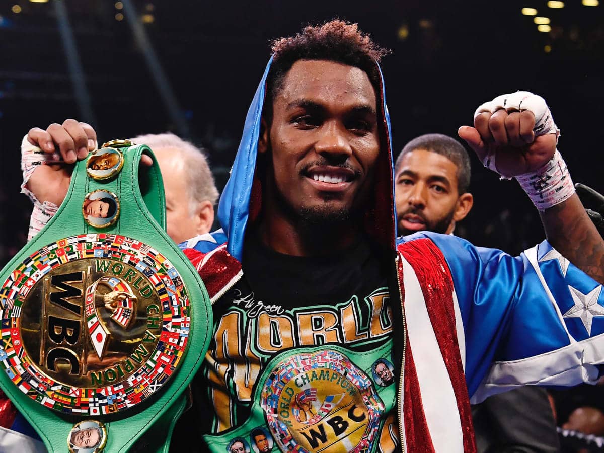 “He can’t f**k with me” – Despite brother’s defeat, Jermall Charlo boldly claims Canelo Alvarez ‘can’t get past his jab’