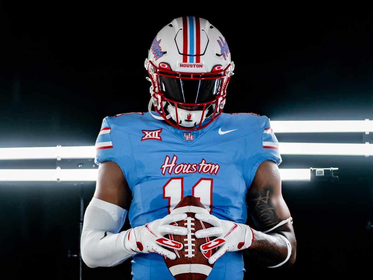 The Houston Cougars uniform