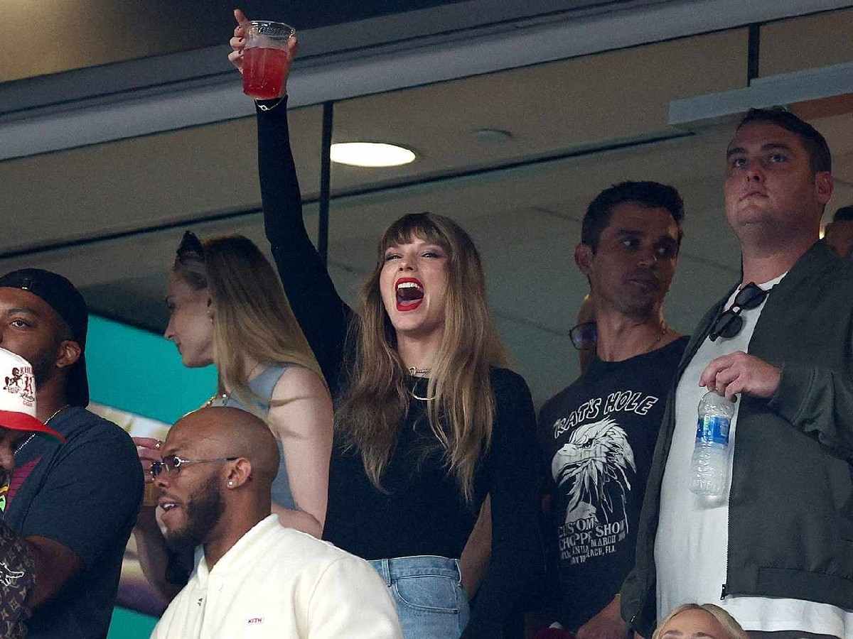 Taylor Swift at the Chiefs-Jets game