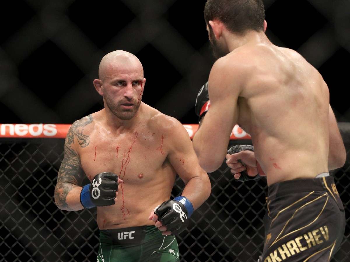 “Is he fuc**ng mad,” Alexander Volkanovski reveals magical quest for fairytale ending against Islam Makhachev at UFC 294