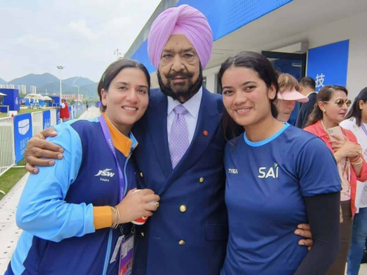 Rajeshwari Kumari, Raja Randhir Singh and Preeti Rajak