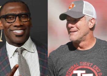 Shannon Sharpe (L) and Brett Favre (R)