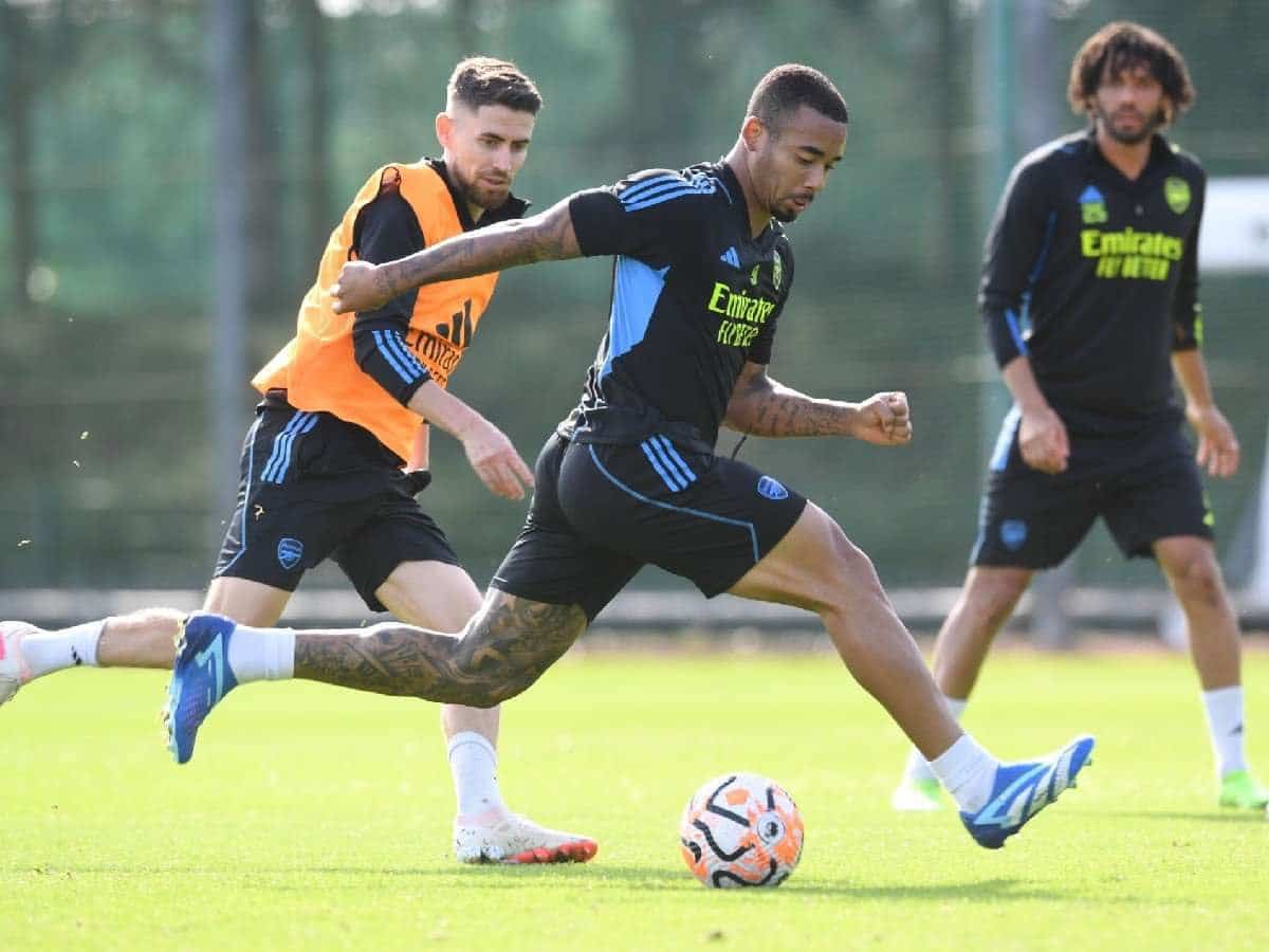 Arsenal players in training ahead of the Manchester City game