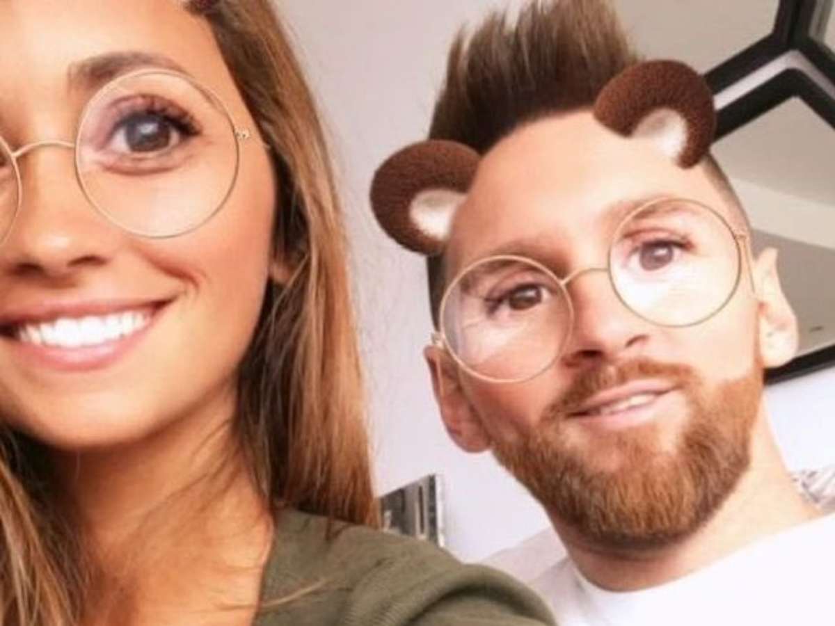 “Sometimes he forgets he’s a legend” – Fans react as photos of Lionel Messi and wife Antonela Roccuzzo using BEAR FILTER go viral on social media