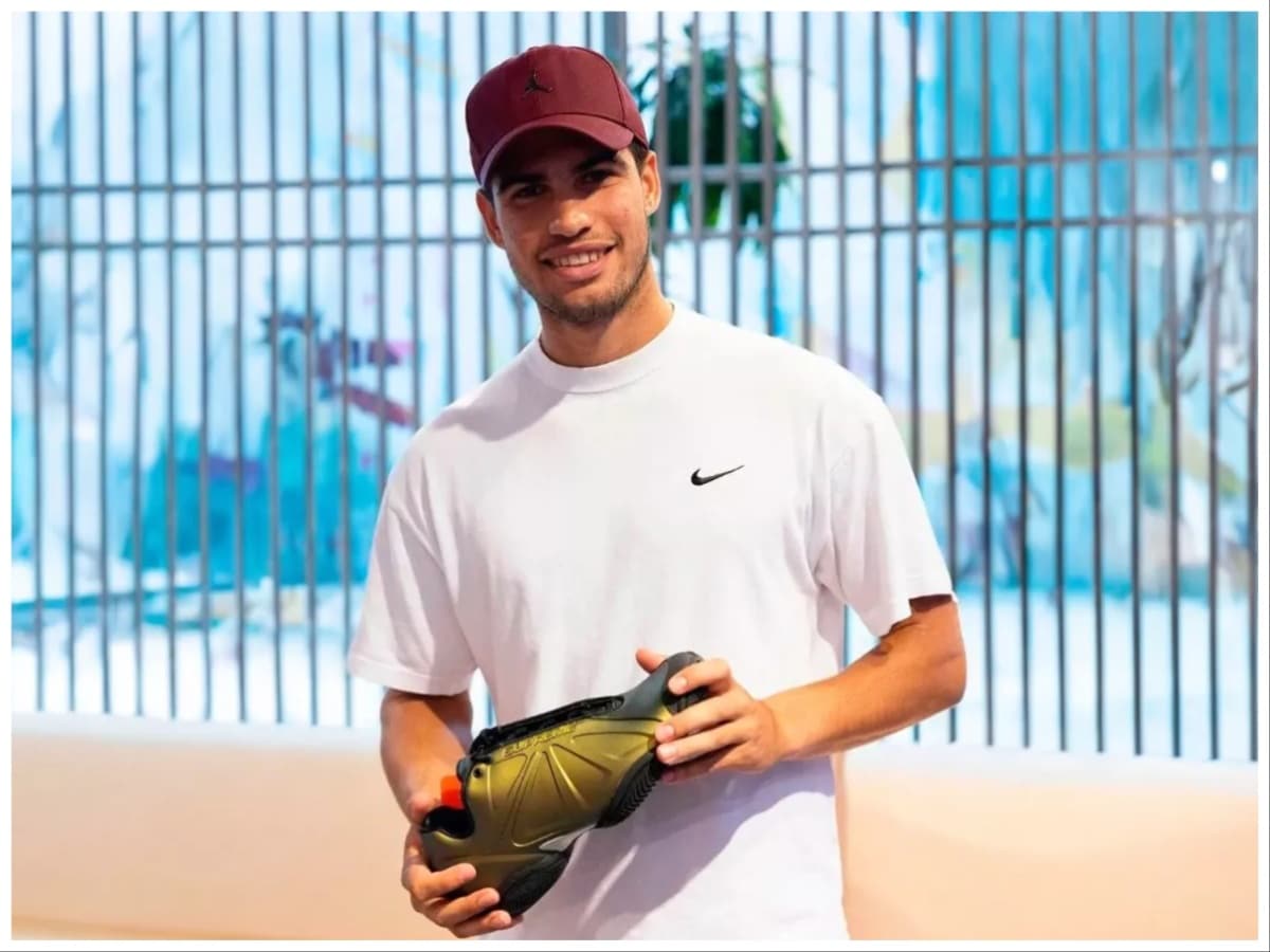 “Nike has jinxed Alcaraz big time” – Novak Djokovic’s fans laugh at Nike’s old post announcing the start of ‘Carlos Alcaraz Era’ as the Serb looks set for another year finish as World No. 1 