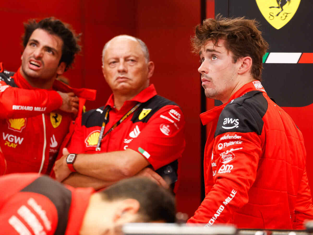 Carlos Sainz, Fred Vasseur and Charles Leclerc