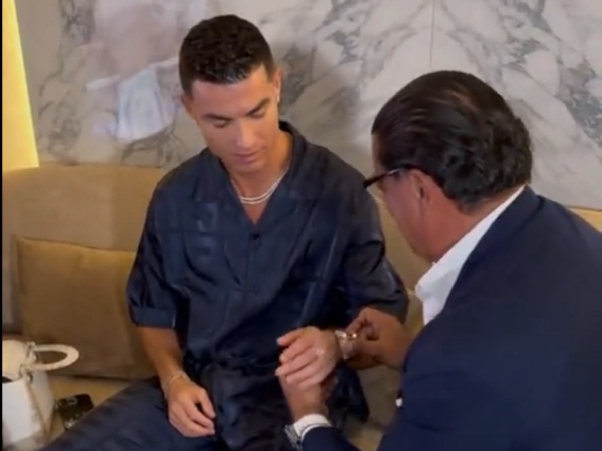 WATCH: Jacob and Co. founder gifts Cristiano Ronaldo a specially designed watch worth $1.3M