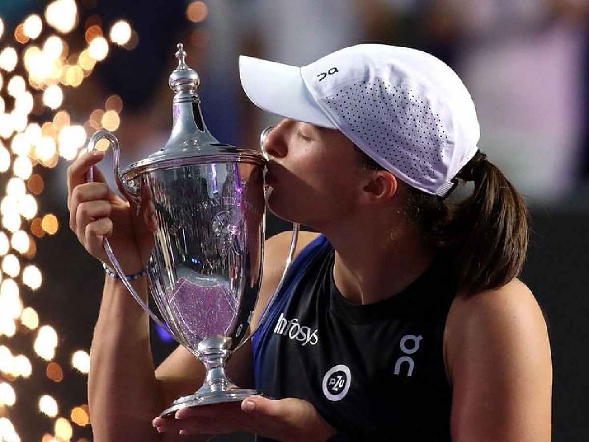 Records tumble for Iga Swiatek as she reclaims the World No. 1 rank in the season finale defeating Jessica Pegula for the 2023 WTA Finals title